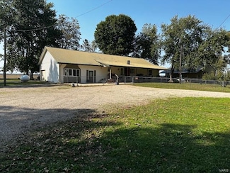 699 State Highway V, Sturdivant, MO 63782