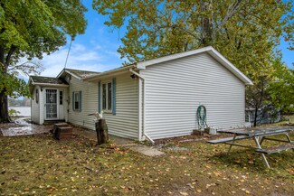 23401 River Run Rd, Mendon, MI 49072