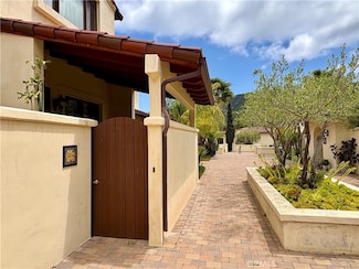 344 Triana Ln Unit 102, Avalon, CA 90704