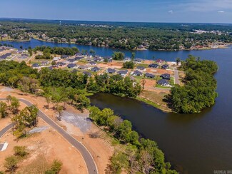 6015 Majestic Waters Dr, Benton, AR 72019