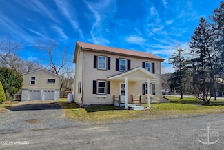 10 N Mallard St, Mill Hall, PA 17751