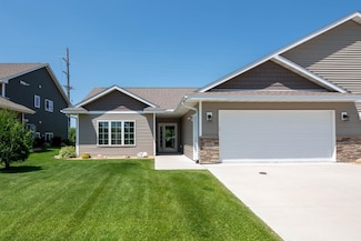 316 S Skylark Trail, Mankato, MN 56001