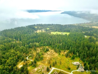 835 Ellwood Dr, Coupeville, WA 98239