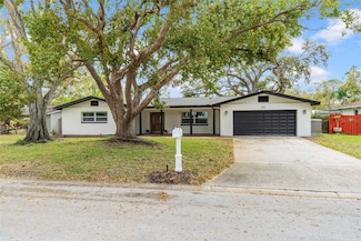 1881 Oak Park Dr N, Clearwater, FL 33764