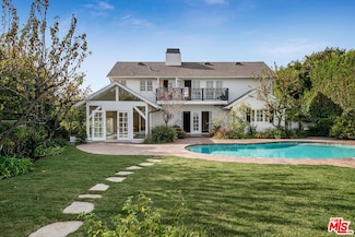 1110 Stradella Rd, Los Angeles, CA 90077