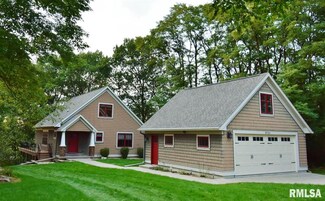 8066 Oak Run Dr, Dahinda, IL 61428