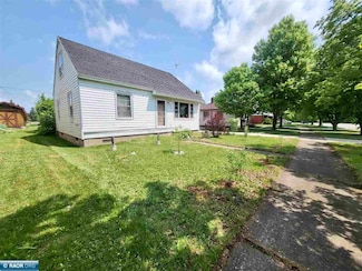 304 E 3rd Ave N, Aurora, MN 55705