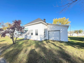 316 W 2nd St, Anderson, IN 46016