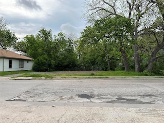 215 Bernard St, Denton, TX 76201