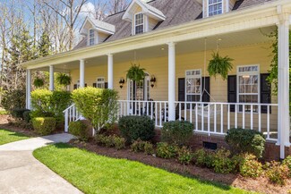 2510 Hillyer Ln, Signal Mountain, TN 37377