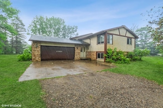 17551 London St NE, Andover, MN 55304