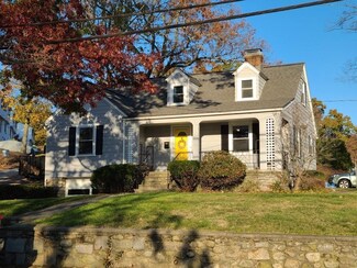 321 Massasoit Rd, Worcester, MA 01604