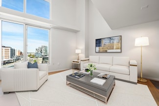 1 Earhart St Unit 725, Cambridge, MA 02141