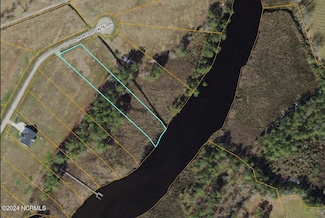 276 N Pointe Dr, Pantego, NC 27810