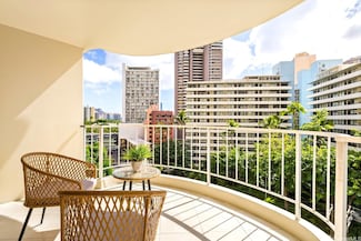 469 Ena Rd Unit 901, Honolulu, HI 96815