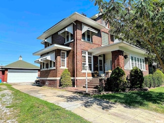 404 E 5th St, Johnston City, IL 62951