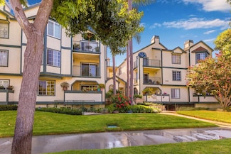 645 Ohio Ave Unit 305, Long Beach, CA 90814