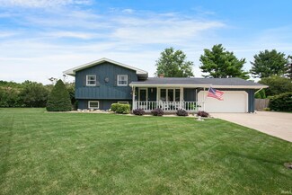 12684 Vicki Ln, Granger, IN 46530