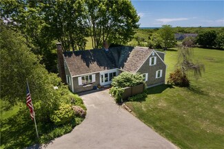 37 Long Pasture Rd, Little Compton, RI 02837