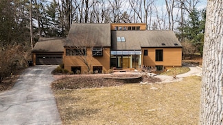 780 Heather Way, Ann Arbor, MI 48104