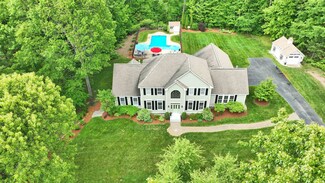 54 Pasture Rd, Auburn, NH 03032