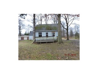 885 Jacobs Rd, Youngstown, OH 44505