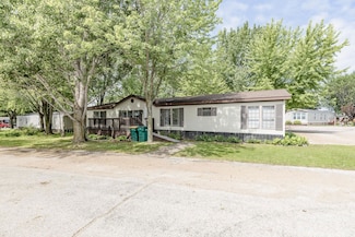 806 28th St Unit 85, Milford, IA 51351