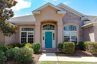 357 Mango Ln, Freeport, FL 32439