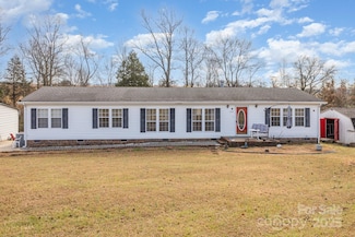 339 Howard Norton Dr, Hiddenite, NC 28636