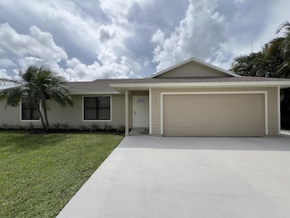 369 SW Ridgecrest Dr, Port Saint Lucie, FL 34953
