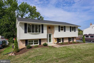 4114 Kimbers Rd, Harrisburg, PA 17112