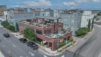 715 Jones St, Fort Worth, TX 76102
