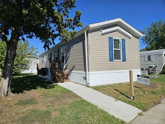 26030 Lori St Unit RV014, Taylor, MI 48180