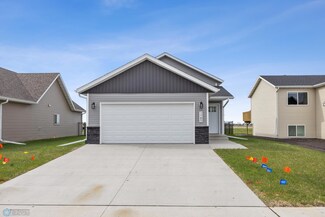 7783 Cub Creek Way, Horace, ND 58047