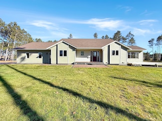 2808 Arrowwood Cir NW, Bemidji, MN 56601