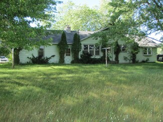 1403 E Nicholson Hill Rd, Ossineke, MI 49766