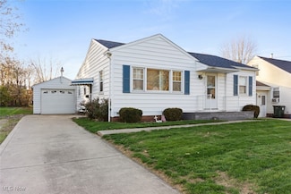 2727 Gilbert Ave NE, Canton, OH 44705