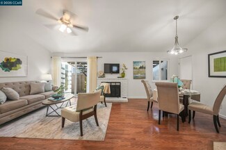 20 Clark Creek Cir, Clayton, CA 94517