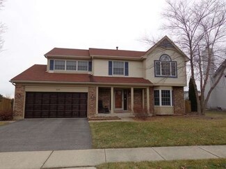 320 Yorkshire Dr, Mundelein, IL 60060