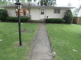 569 N Lavergne Ave, Northlake, IL 60164