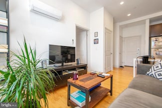 427 33 Monroe St Unit 401, Philadelphia, PA 19147