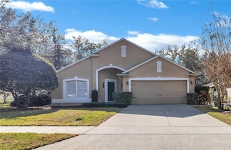 900 Khingan Ct, Apopka, FL 32712