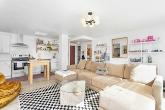 777 E South Temple Unit 15E, Salt Lake City, UT 84102
