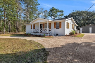 3005 Club House Rd, Mobile, AL 36605