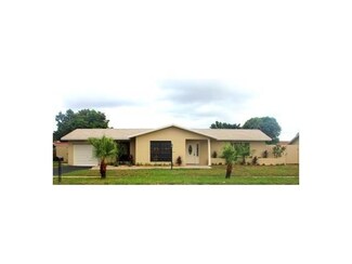 6341 SW 7th St, Margate, FL 33068