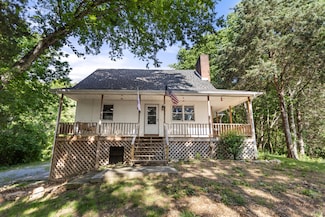 141 Moore Hollow Rd, Newport, TN 37821