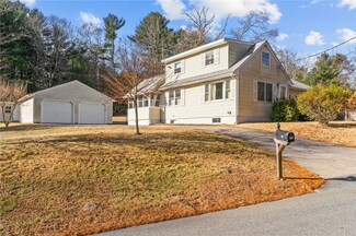 126 Weaver Hill Rd, West Greenwich, RI 02817