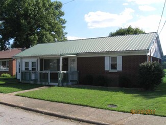 934 Green Meadows St, Cannelton, IN 47520