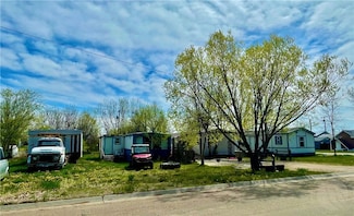 730 Utah St, Chinook, MT 59523