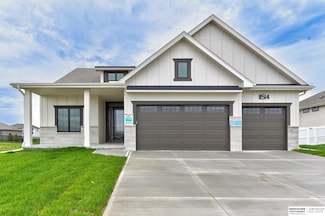 11514 S 114th Ave, Papillion, NE 68046